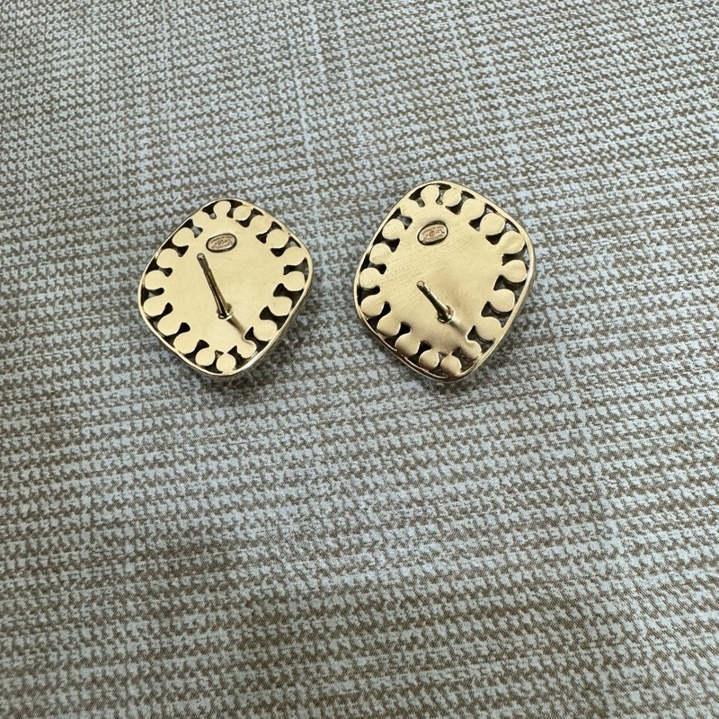 Chanel 宮廷風菱形雙C LOGO 満鑽耳釘耳環-7