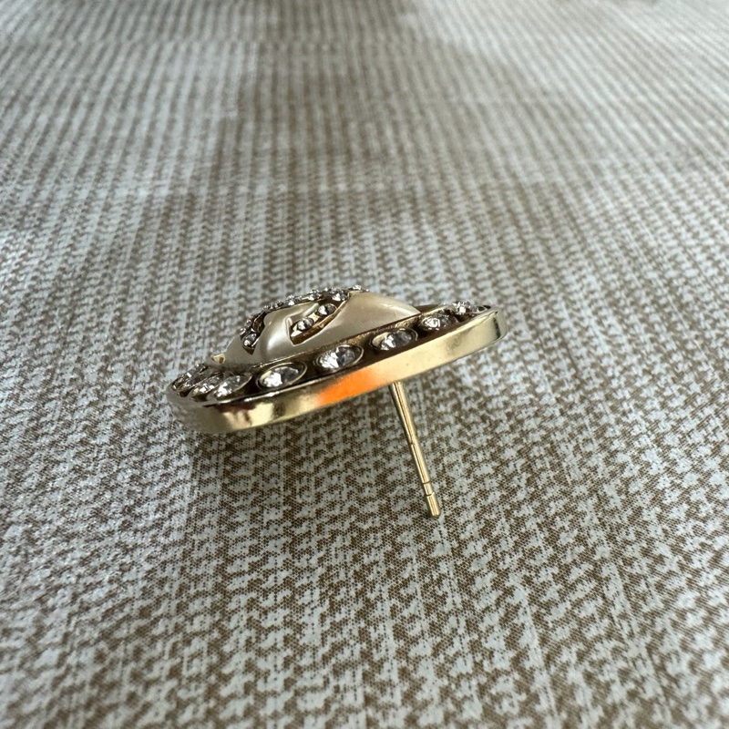 Chanel 宮廷風菱形雙C LOGO 満鑽耳釘耳環-8