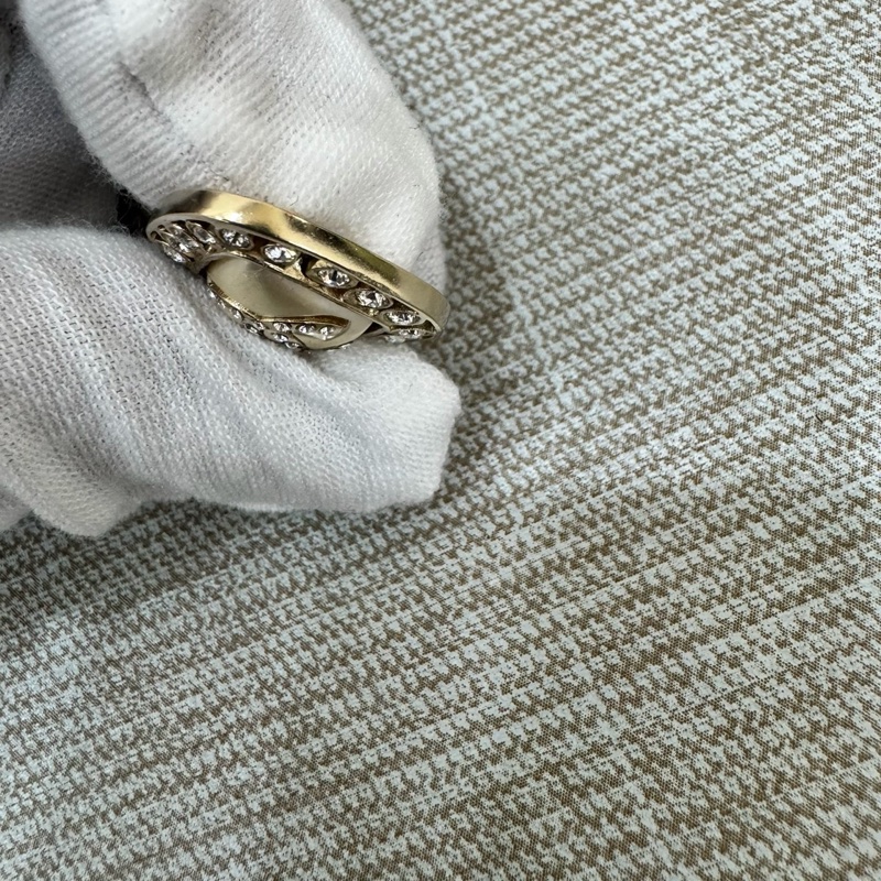 Chanel 宮廷風菱形雙C LOGO 満鑽耳釘耳環-11