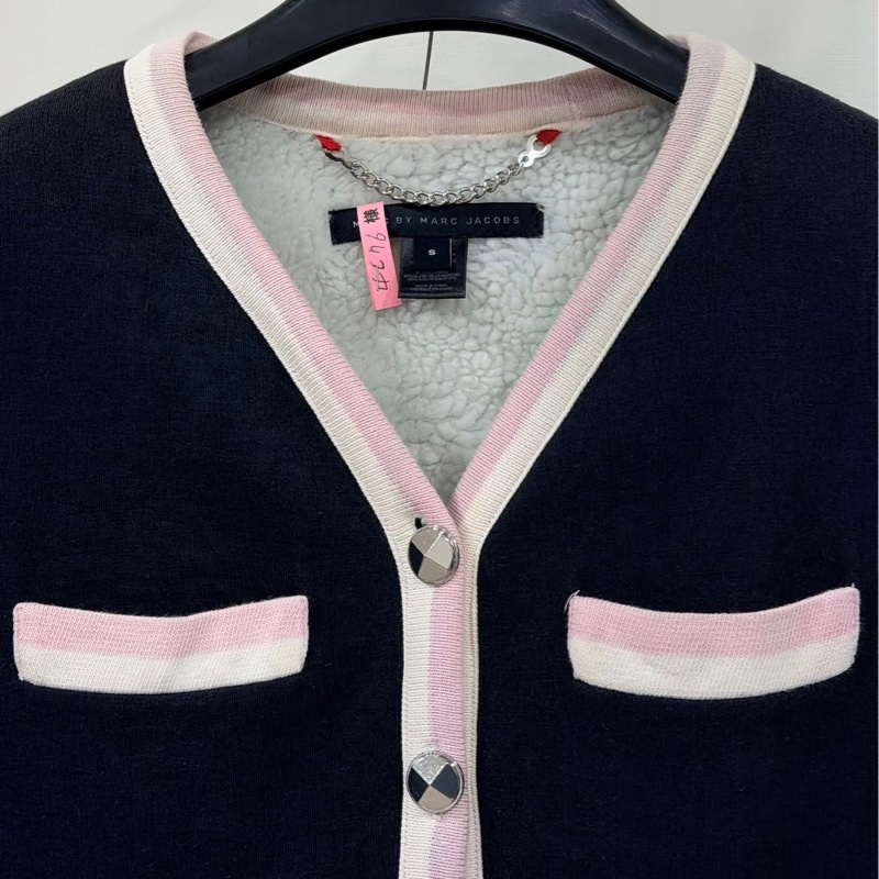 MARC BY MARC JACOBS 黑色粉邊羊羔絨針織開襟衫 厚款-4