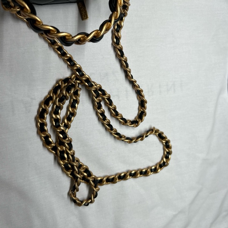 （重新上傳）Chanel 31 micro bag-17