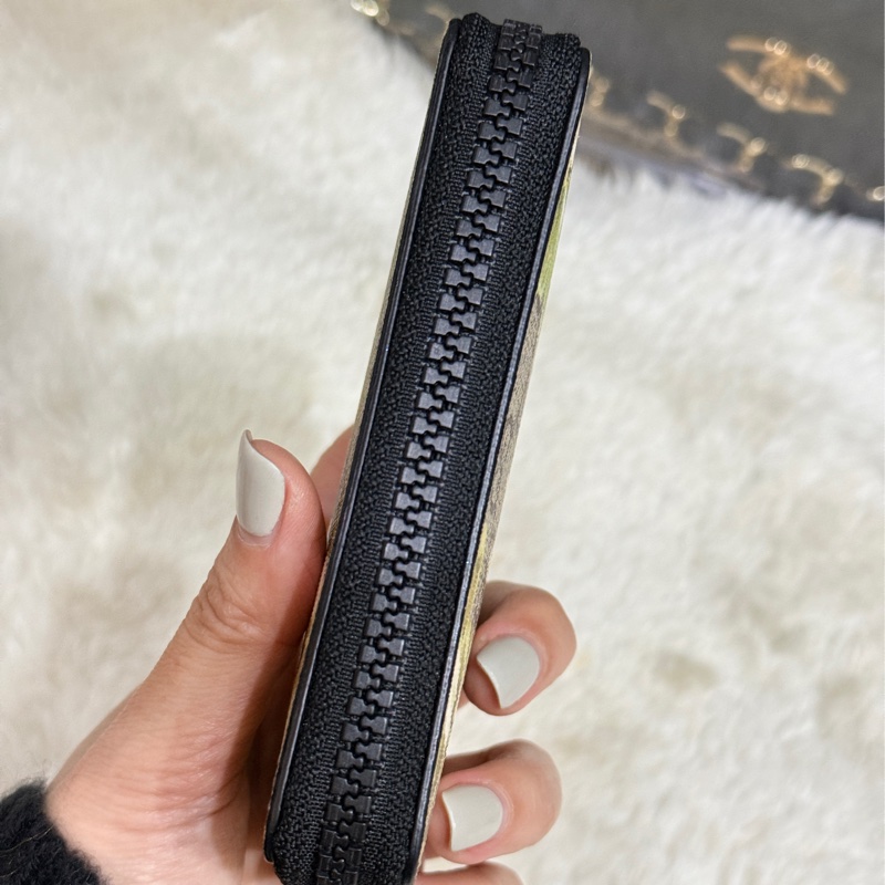 Gucci 耐磨耐髒又防潑水 拉鍊錢包 鈔票錢包 卡包 零錢包-18