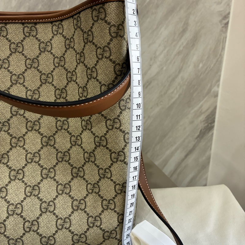 Gucci GG Emblem系列水桶包-2