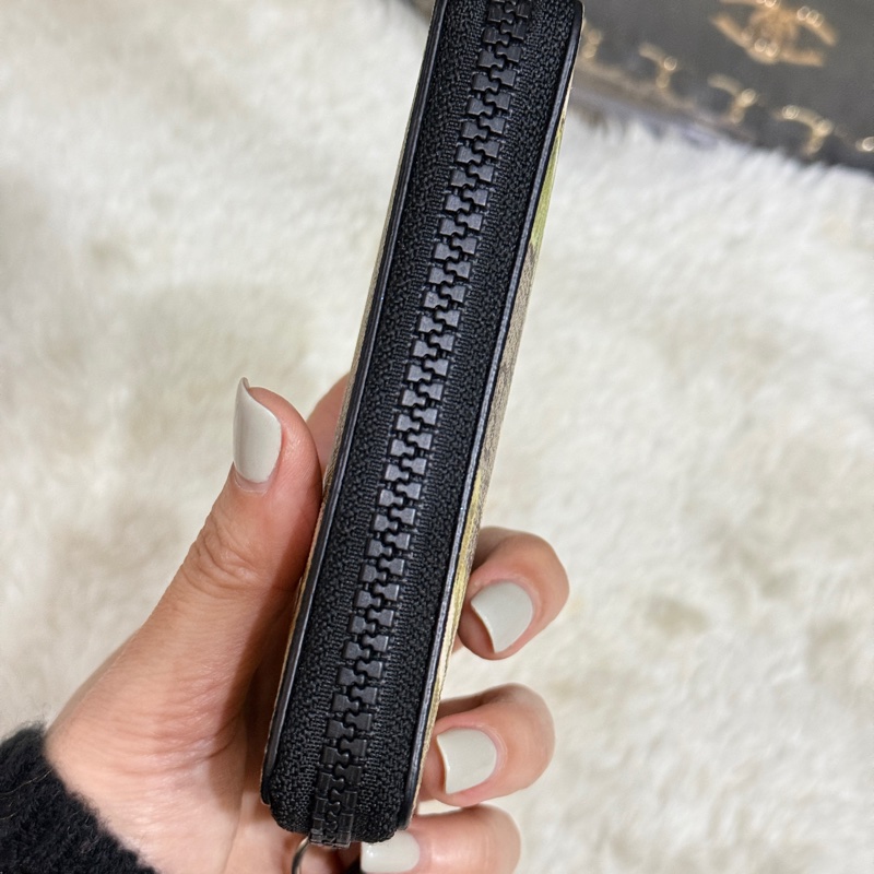 Gucci 耐磨又防潑水 拉鍊錢包 鈔票錢包 卡包 零錢包-17