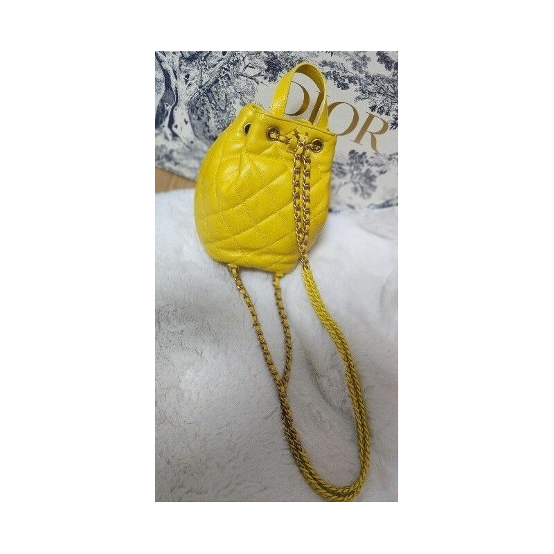 CHANEL 抽繩背包頂部提把水桶包 黃色季節款包-3