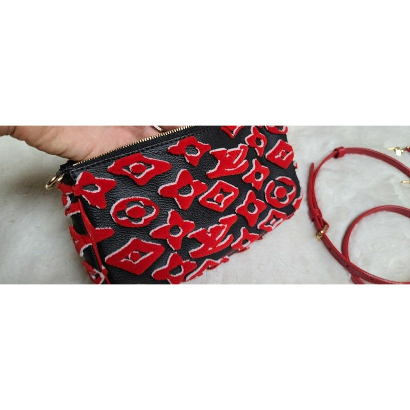 LOUIS VUITTON 限量版 Pochette 配件肩帶斜背包-2