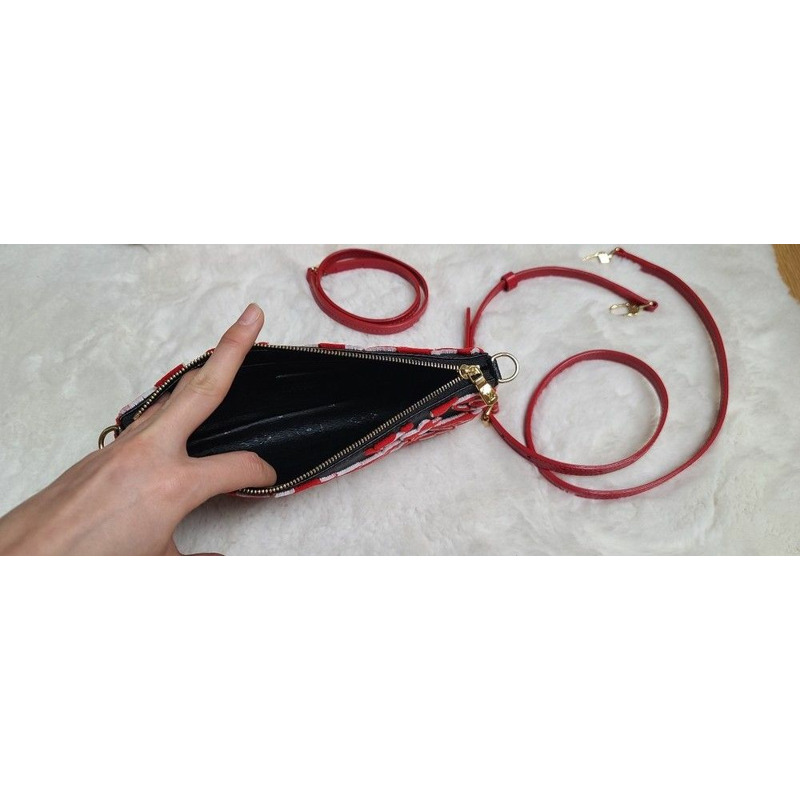 LOUIS VUITTON 限量版 Pochette 配件肩帶斜背包-6