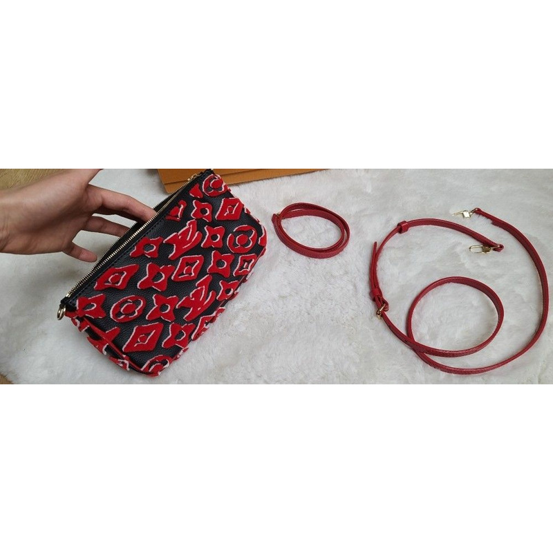 LOUIS VUITTON 限量版 Pochette 配件肩帶斜背包-9