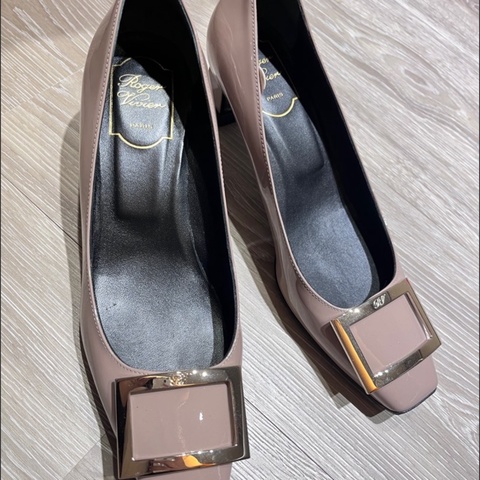 Roger vivier Trompette 45 大象灰中跟鞋