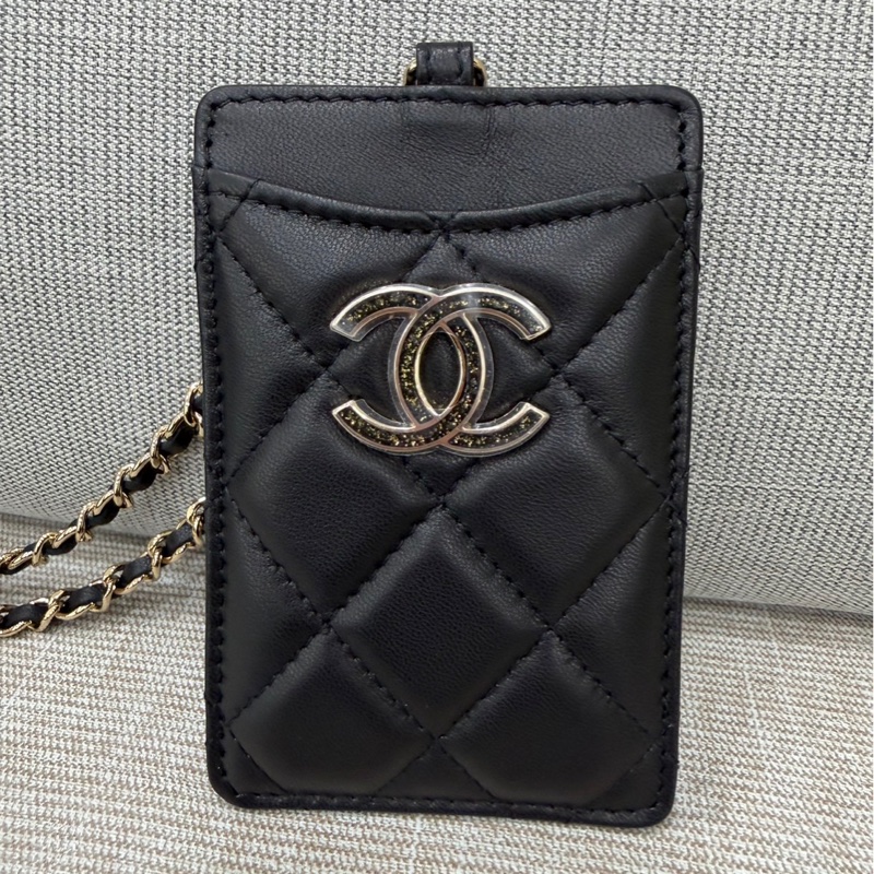 香奈兒 絎縫羊皮鏈條卡包 證件夾 通行證夾 黑色-4