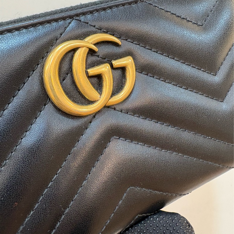 Gucci GG mormont黑牛皮金扣拉鍊長夾-1
