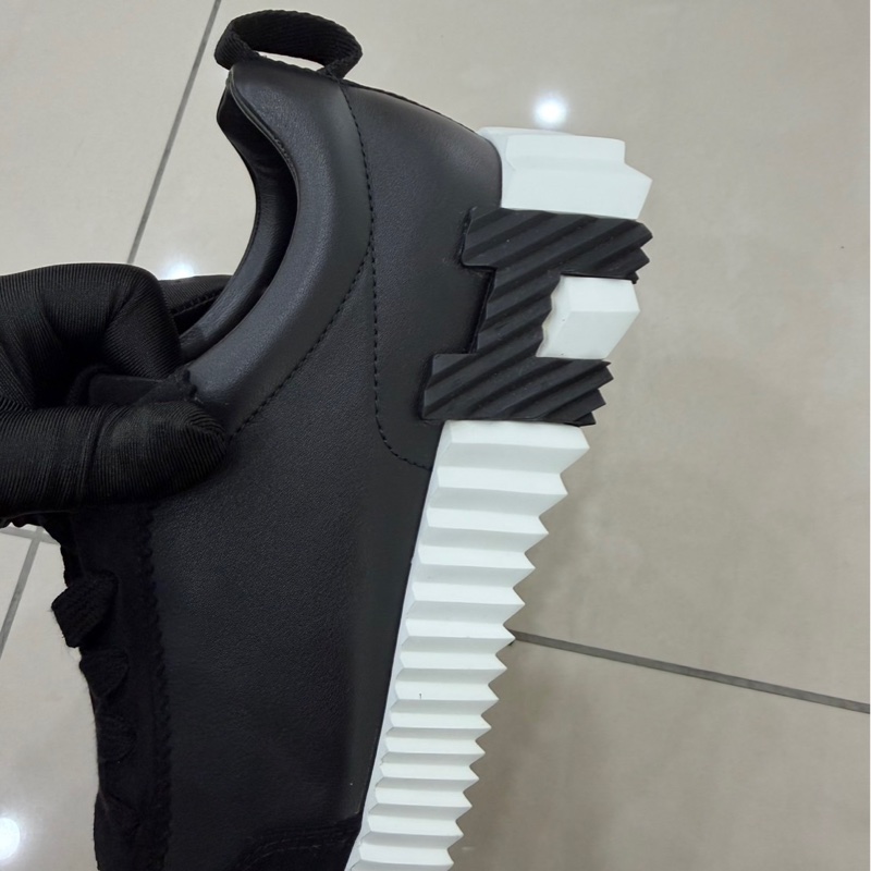 愛馬仕Hermes 新款 Bouncing運動鞋 黑色小牛皮-2