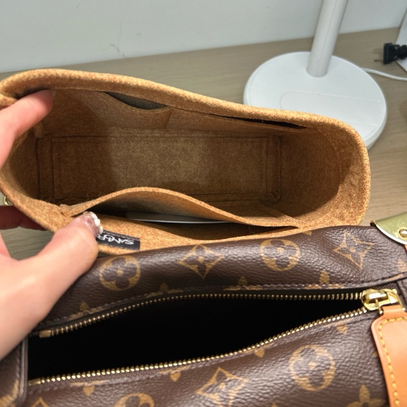 Louis Vuitton side trnk MM (23 cm)-23