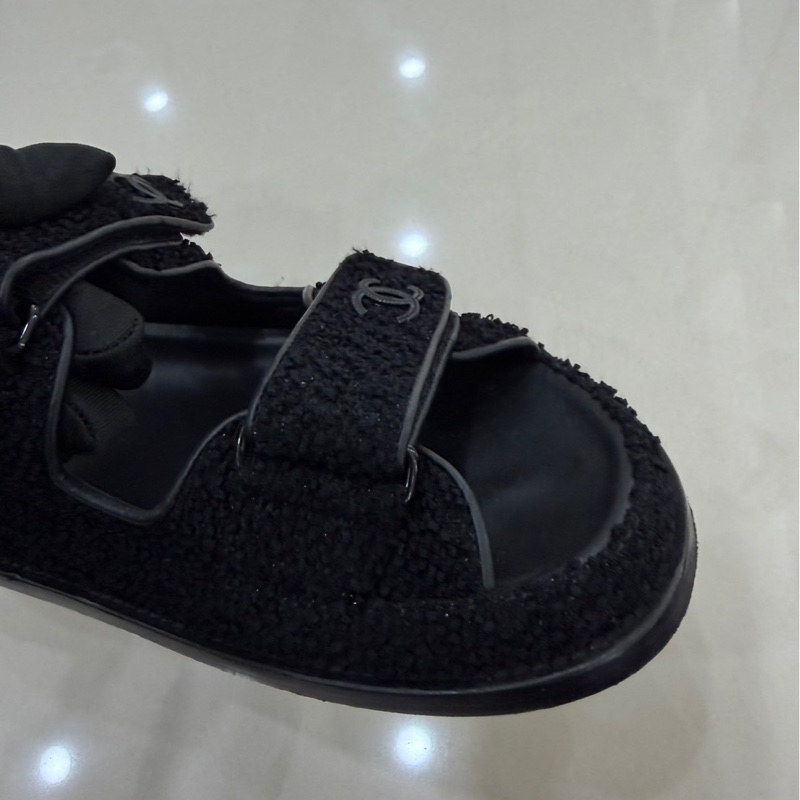 CHANEL 香奈兒經典雙C LOGOG毛呢魔術貼涼鞋黑色-17