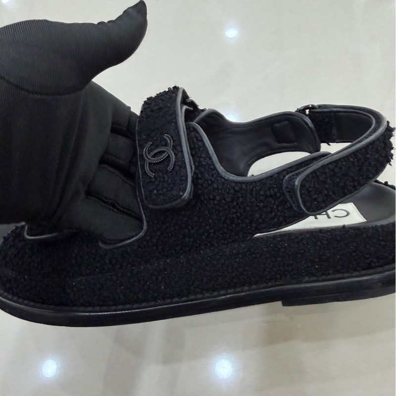 CHANEL 香奈兒經典雙C LOGOG毛呢魔術貼涼鞋黑色-21