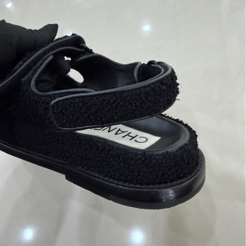 CHANEL 香奈兒經典雙C LOGOG毛呢魔術貼涼鞋黑色-23