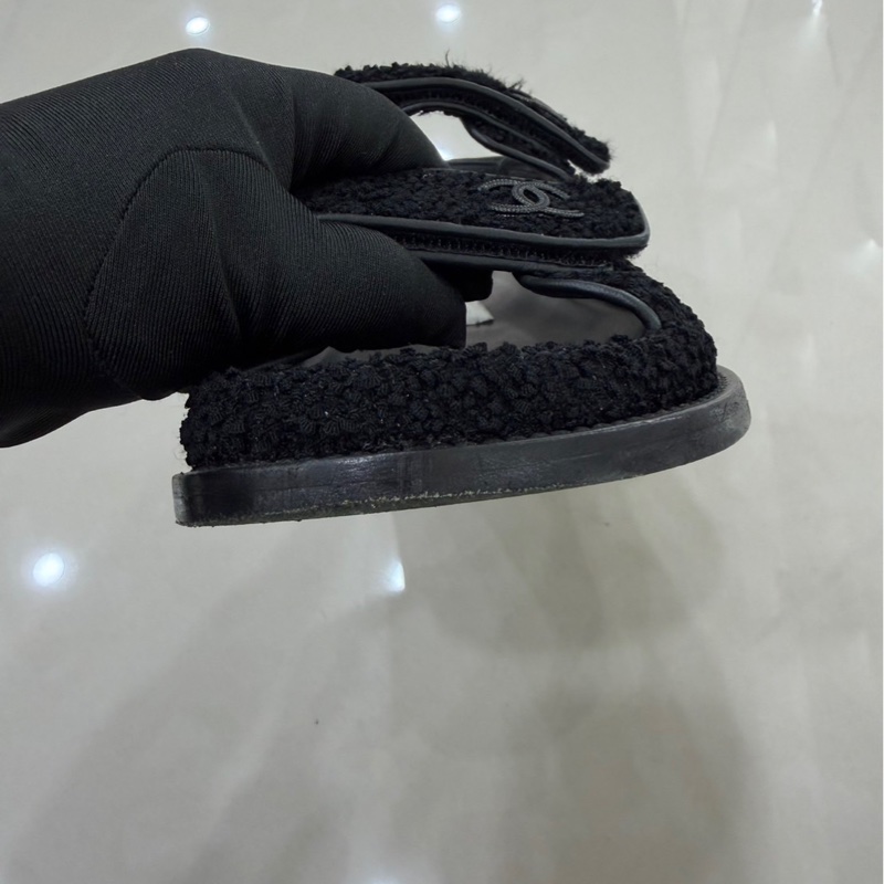CHANEL 香奈兒經典雙C LOGOG毛呢魔術貼涼鞋黑色-26