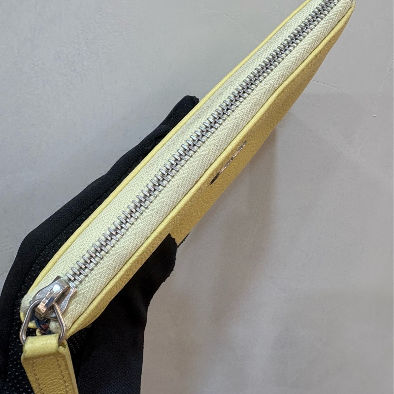 香奈兒 chanel 黃色琺瑯一字零錢包-1