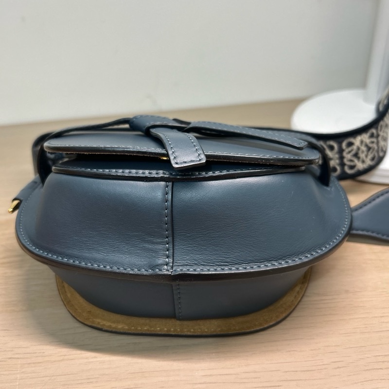 Loewe Mini gate bag-13