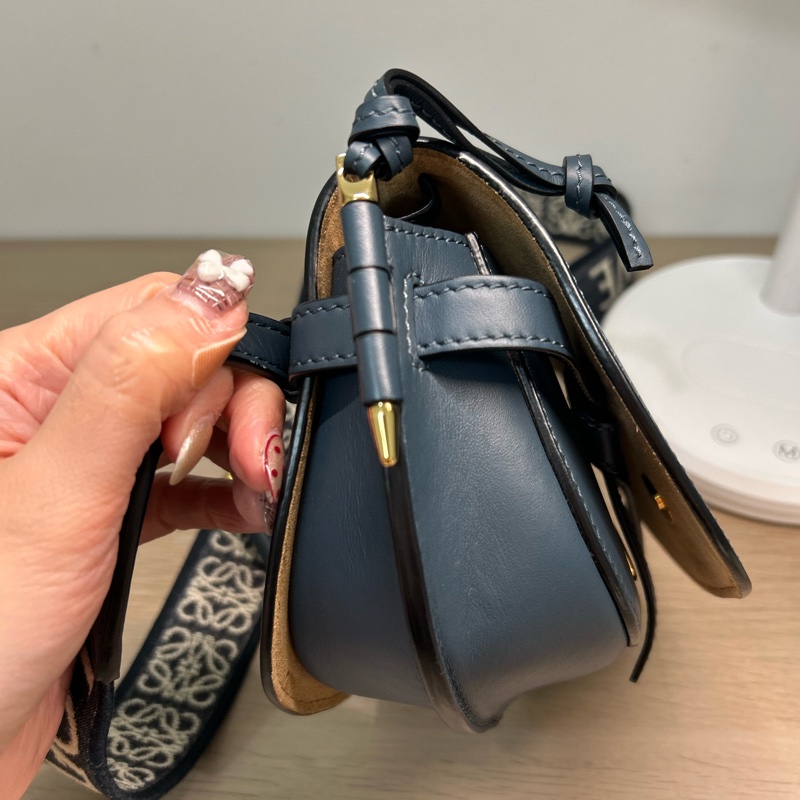 Loewe Mini gate bag-18