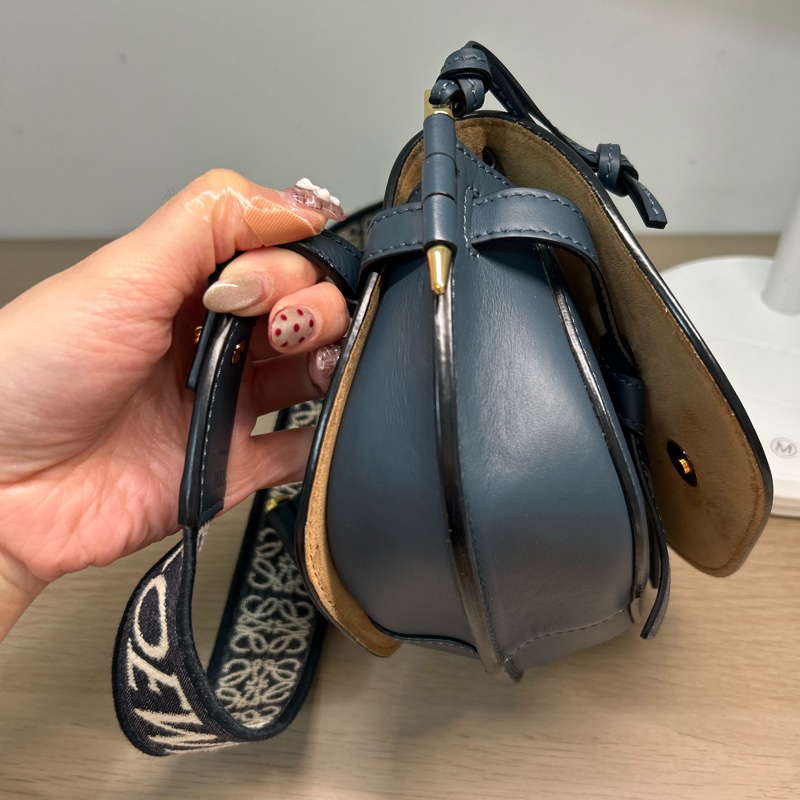 Loewe Mini gate bag-19