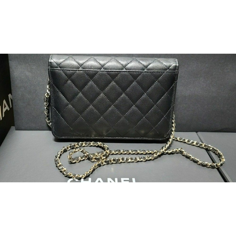 CHANEL 經典黑魚子醬香戈爾WOC翻蓋卡包可拆卸-6