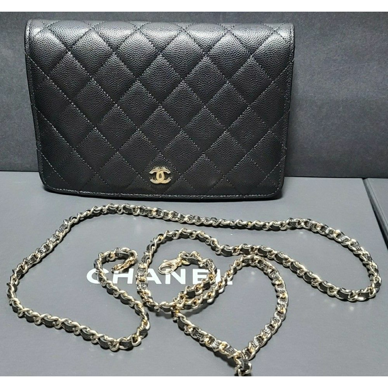 CHANEL 經典黑魚子醬香戈爾WOC翻蓋卡包可拆卸-9
