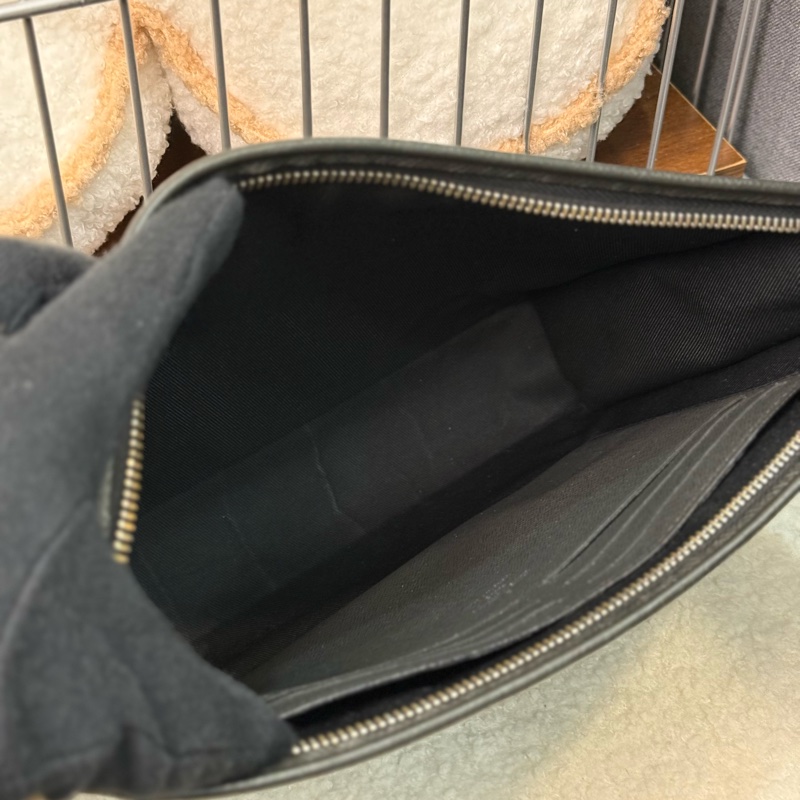 Lv經典手拿包-13