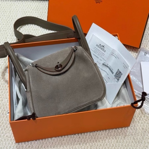 有購証🩷✨ 99新 Hermes/ 愛馬仕Mini lindy 大象灰麂皮銀扣，B刻全套