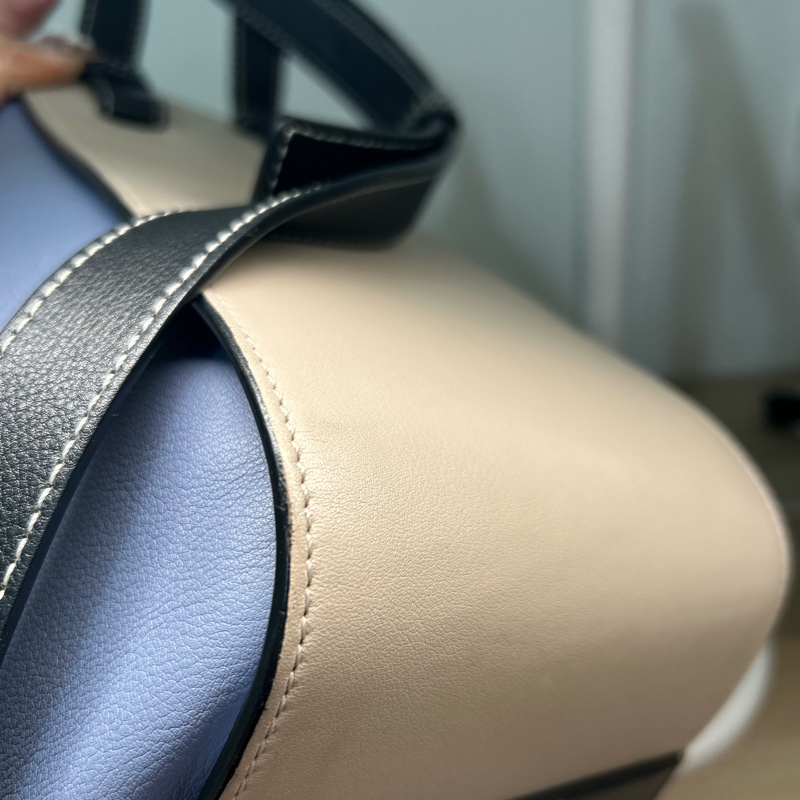 Loewe Hammock small  吊床包 小號-16