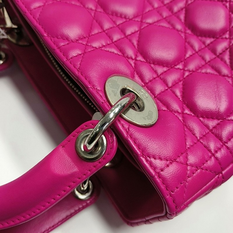Dior lady dior 戴妃五格玫紅色羊皮銀扣 手提包肩背包-8