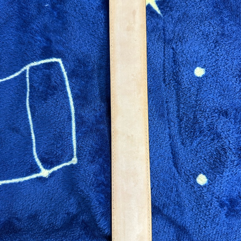 Gucci 雙G全皮壓紋愛心皮帶95/38-10