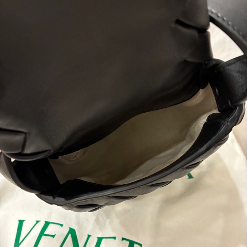 BV 編織 斜背包 男包-5