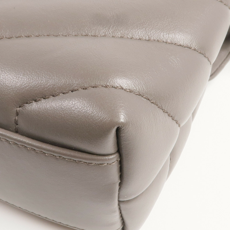 SAINT LAURENT 牛皮皮革Loulou Toy Taupe銀扣肩背袋-13