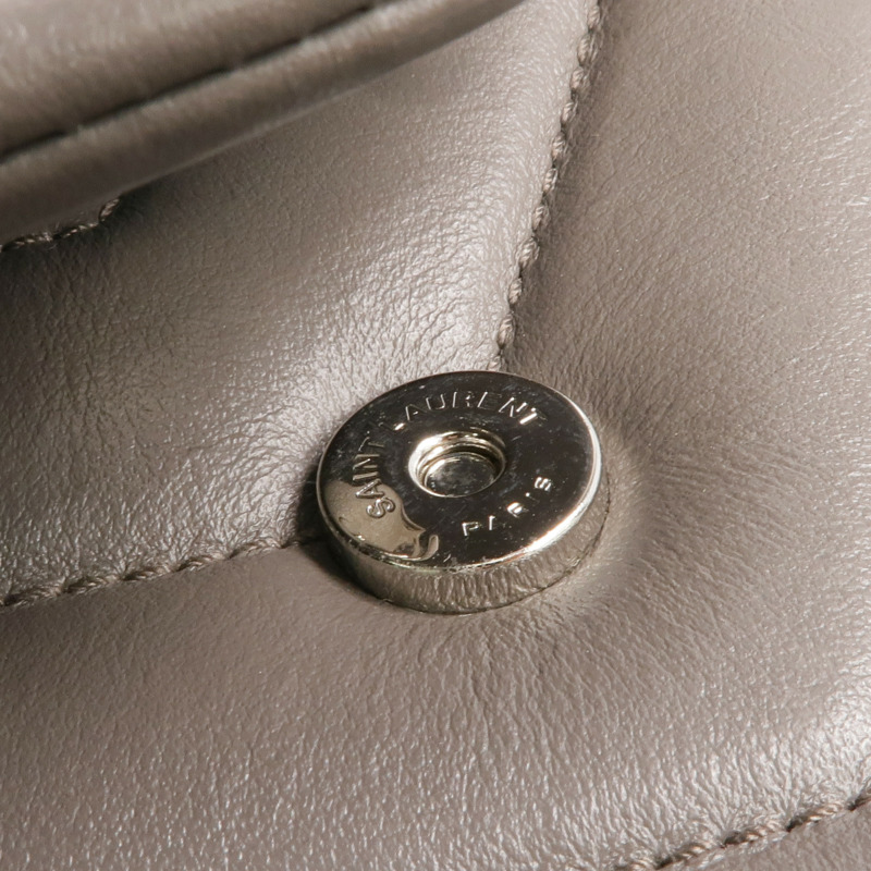 SAINT LAURENT 牛皮皮革Loulou Toy Taupe銀扣肩背袋-15