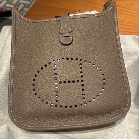 全新愛馬仕Evelyne 23 大象灰 金扣 購物單 Hermes