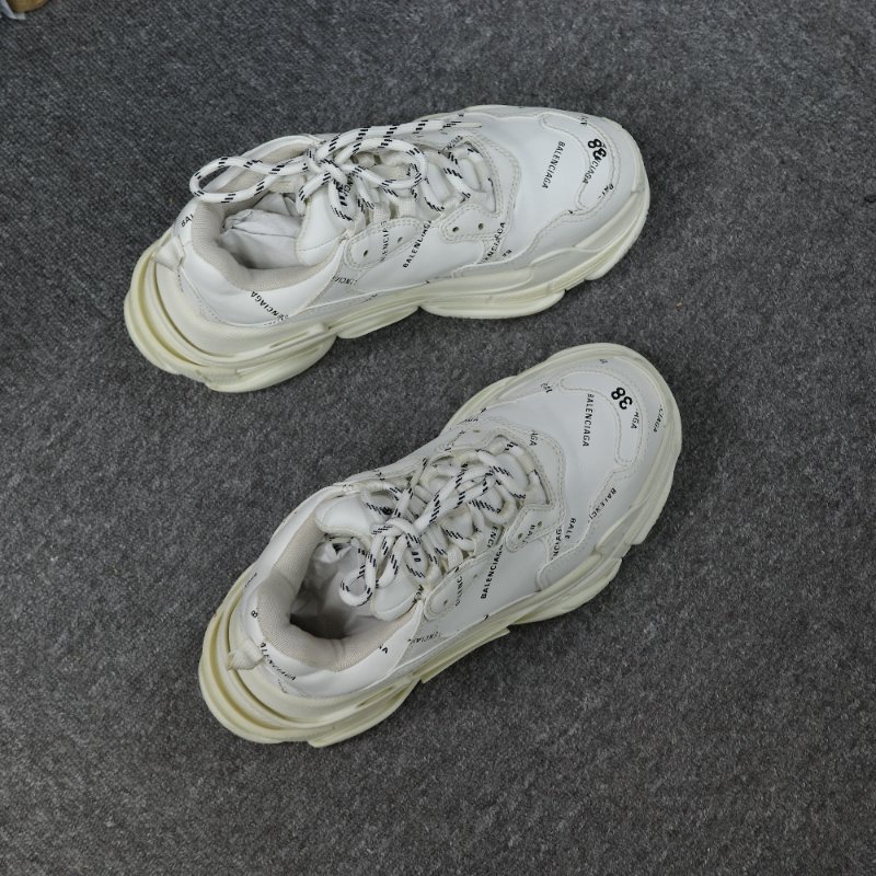 Balenciaga 巴黎世家 Triple s 白色 聚酯纖維 小牛皮 小羊皮 老爹鞋-4