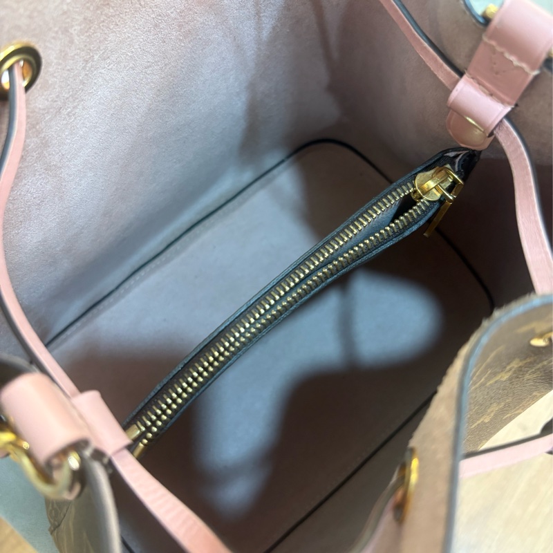 Louis Vuitton neonoe 粉色束口水桶包-7
