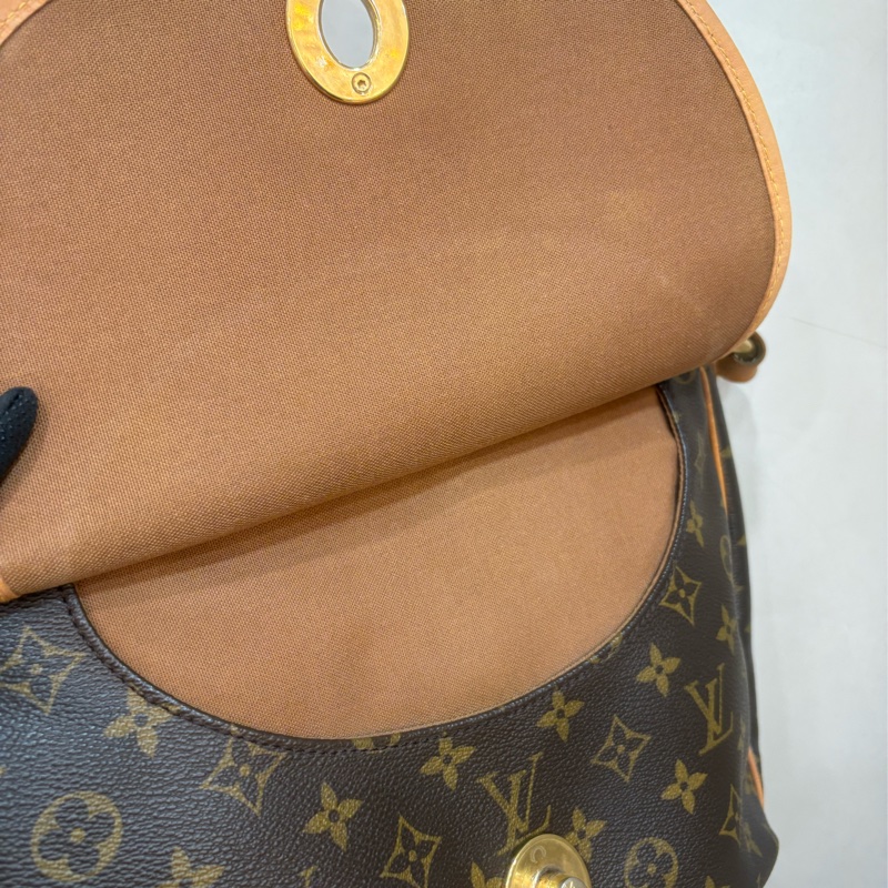 Lv老花 字紋 肚臍 單背包-7