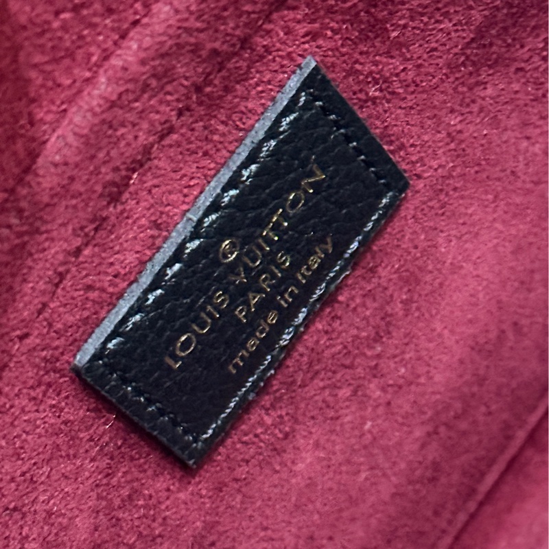 LV 很好用的款 晶片款 牛皮斜揹包 黑色牛皮 拼色 斜背包 櫃上更貴的拼色款-26