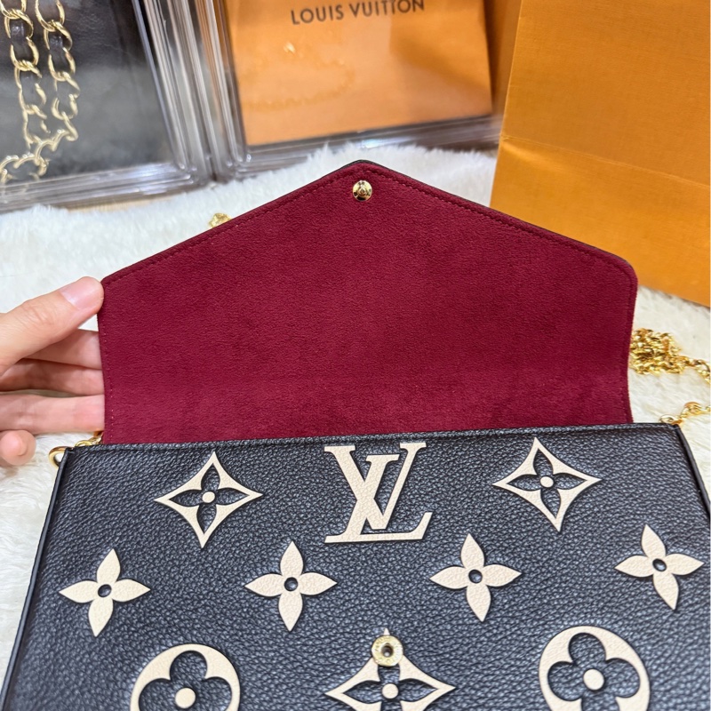 LV 很好用的款 晶片款 牛皮斜揹包 黑色牛皮 拼色 斜背包 櫃上更貴的拼色款-33