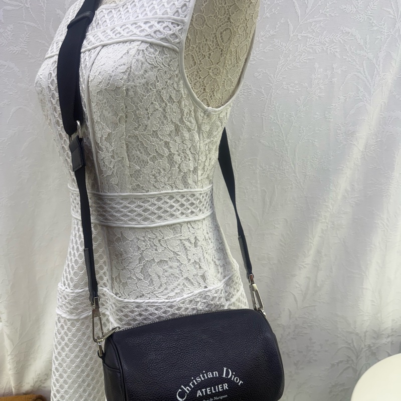 Christian Dior Atelier 圓桶包.. 適合男女使用-8