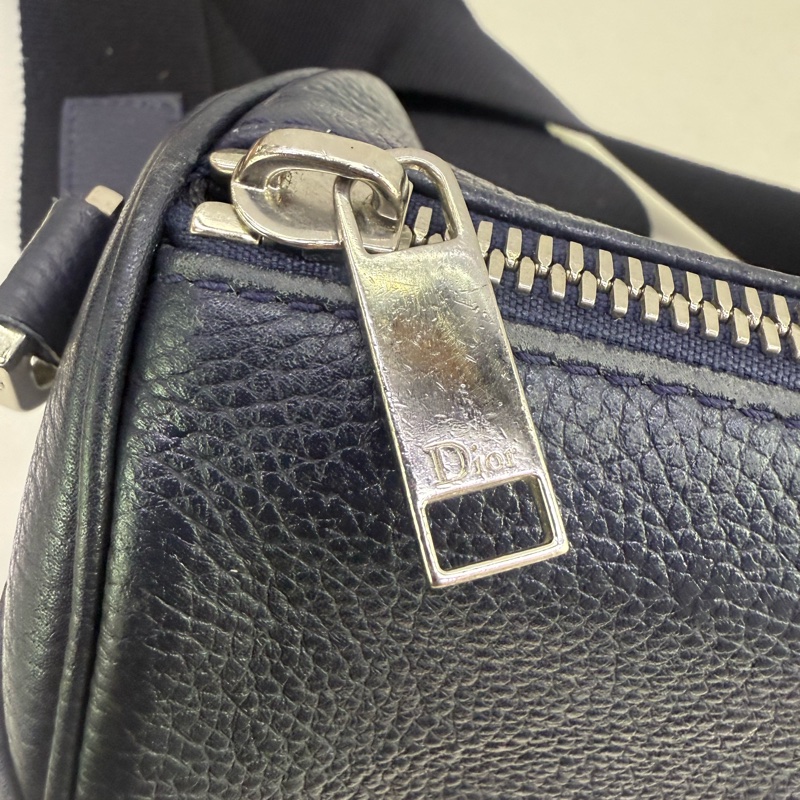 Christian Dior Atelier 圓桶包.. 適合男女使用-13