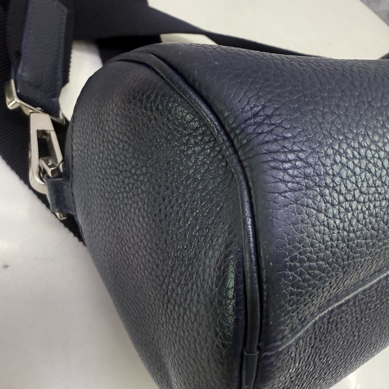 Christian Dior Atelier 圓桶包.. 適合男女使用-18