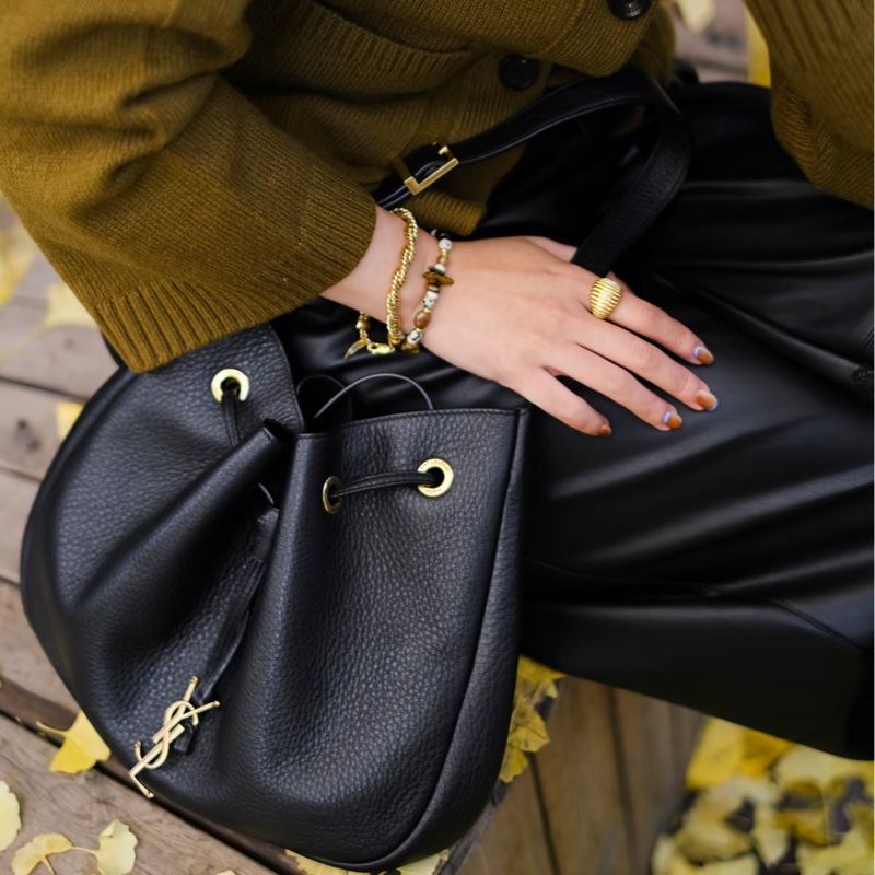 近全新 YSL Paris VII Small Hobo 黑金-2