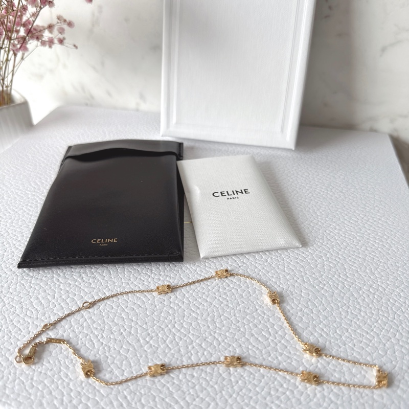 全新✨Celine TRIOMPHE金色飾面黃銅迷你項鍊 頸鏈-5