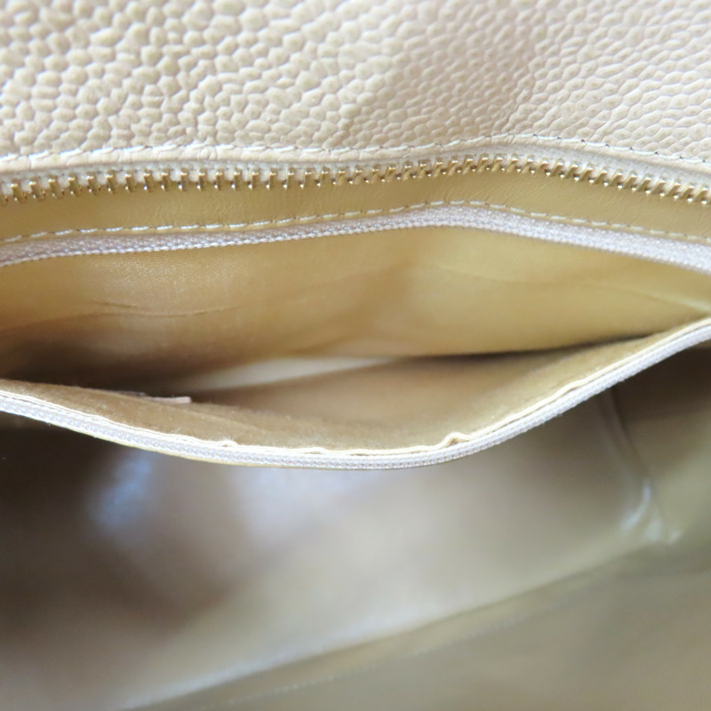 駱駝色 菱格紋 荔枝牛皮 Medallion 復刻版手提包【CHANEL 香奈兒】 A01804-5