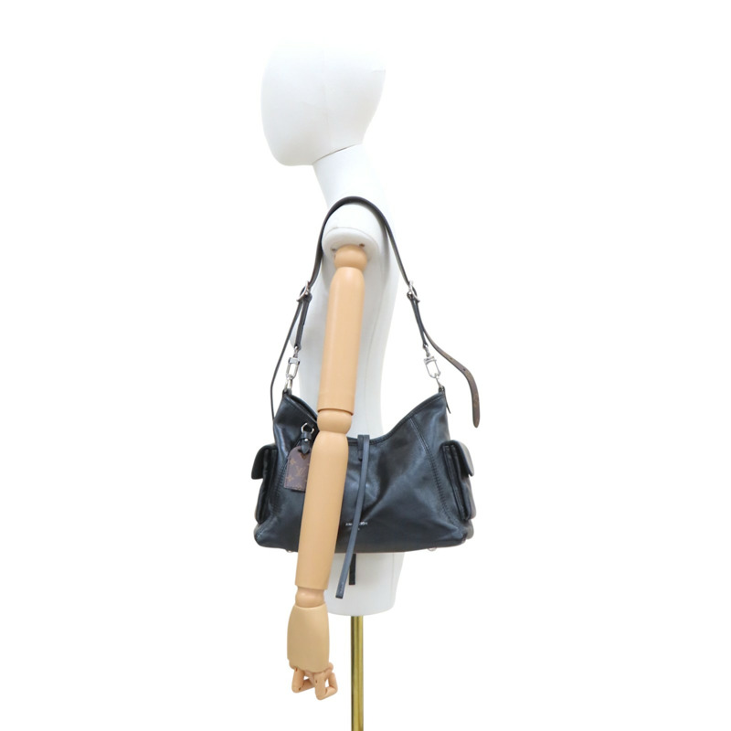 黑色 羊皮 CarryAll Cargo Vibe PM 肩背包【LOUIS VUITTON LV 路易威登】 M24861-10