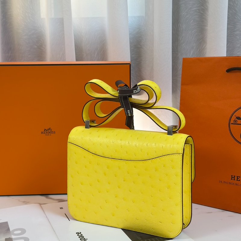 HERMES Constance 24 - 鴕鳥皮檸檬黃銀 U-4