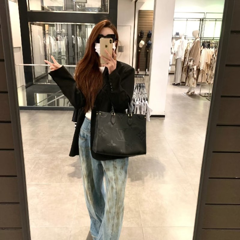 LOUIS VUITTON On the go - MM黑-12